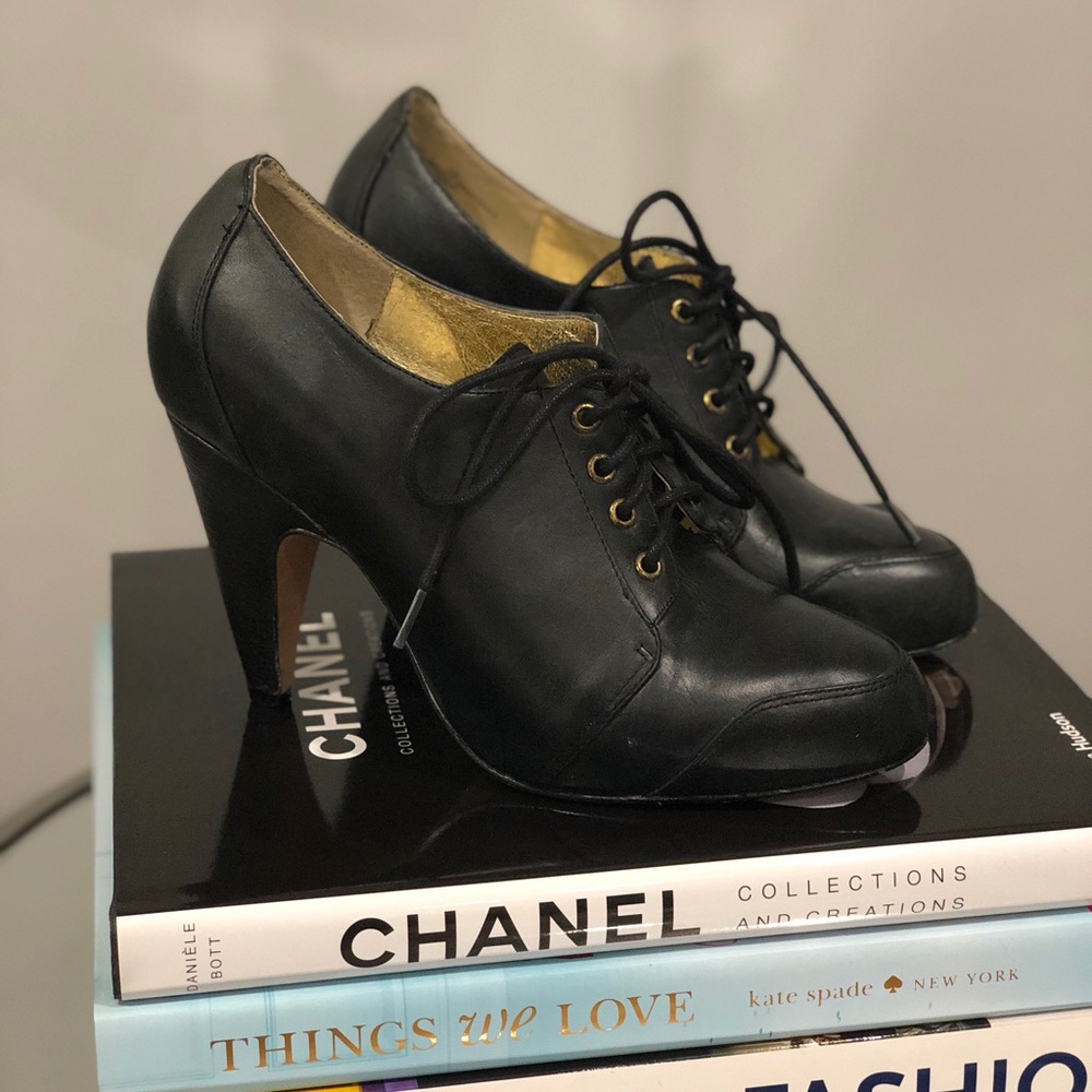 Matiko black leather lace up booties